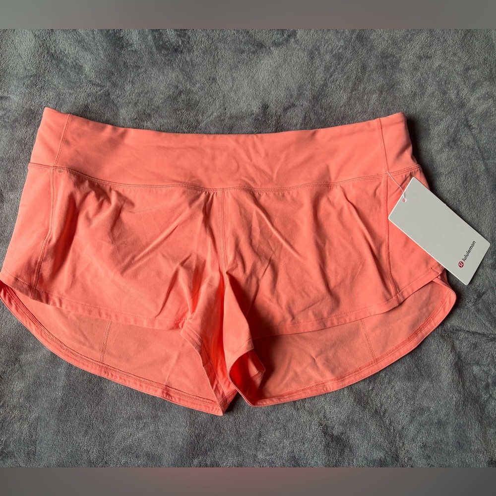 Lululemon Speed Up Low-Rise Lined Short 2.5" Sunny Coral Women's Size 10 NWT